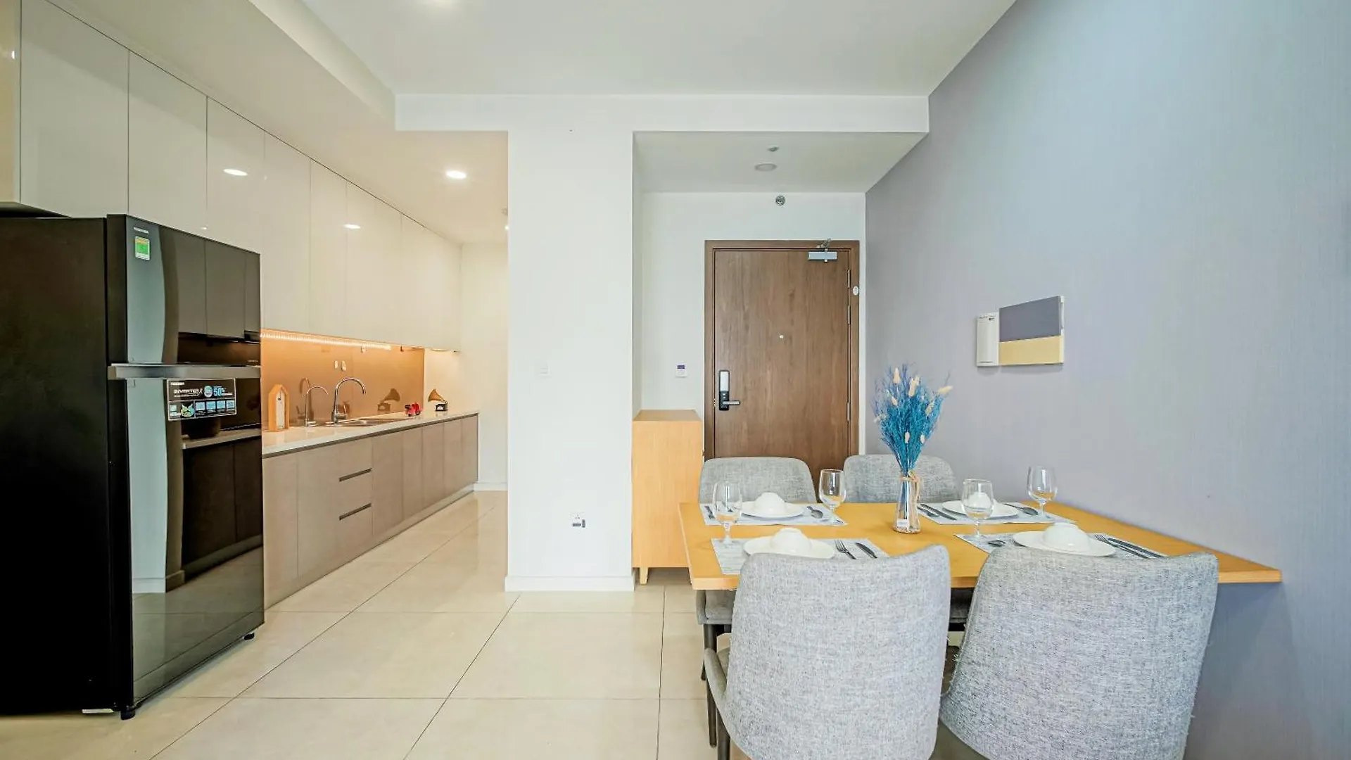 아파트 Casa Par Grand Suites - High-Class And Central Location 호치민 베트남