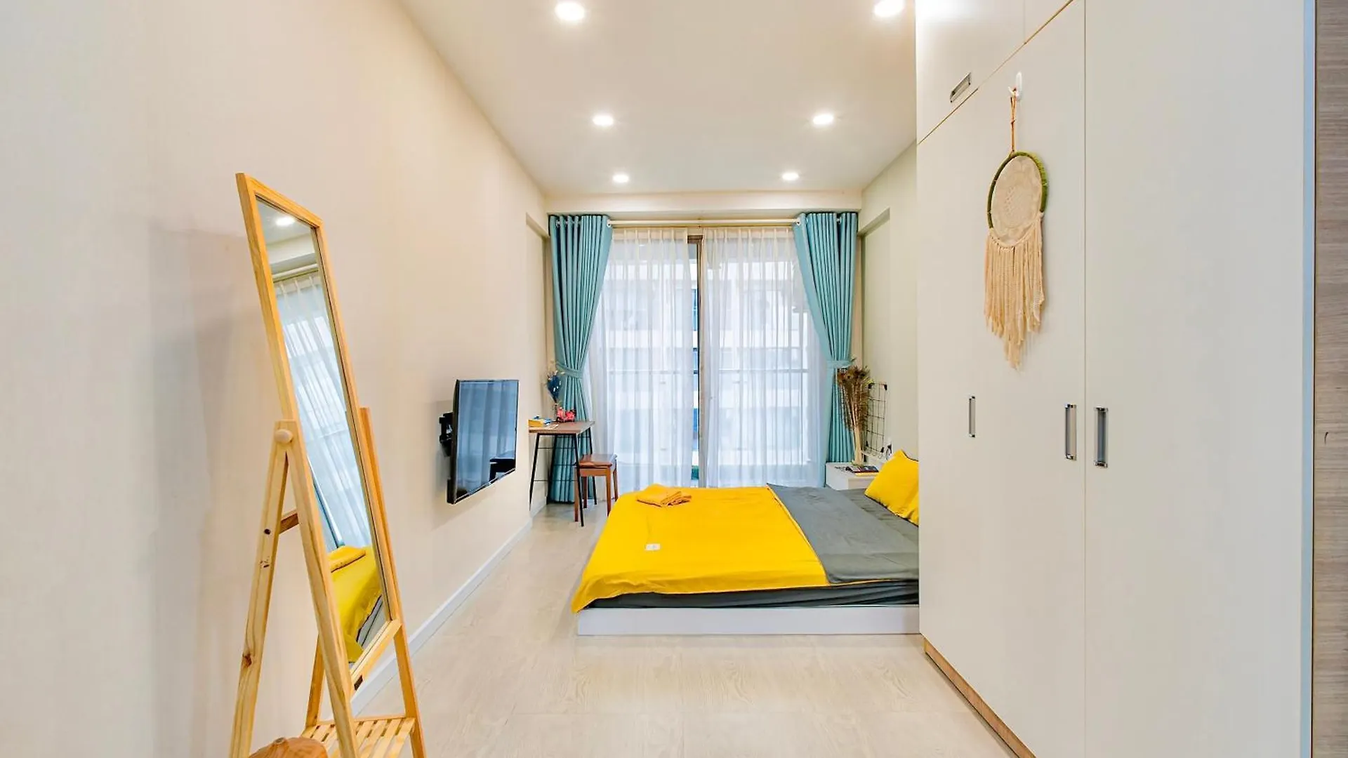 Casa Par Grand Suites - High-Class And Central Location 호치민 0*,  베트남