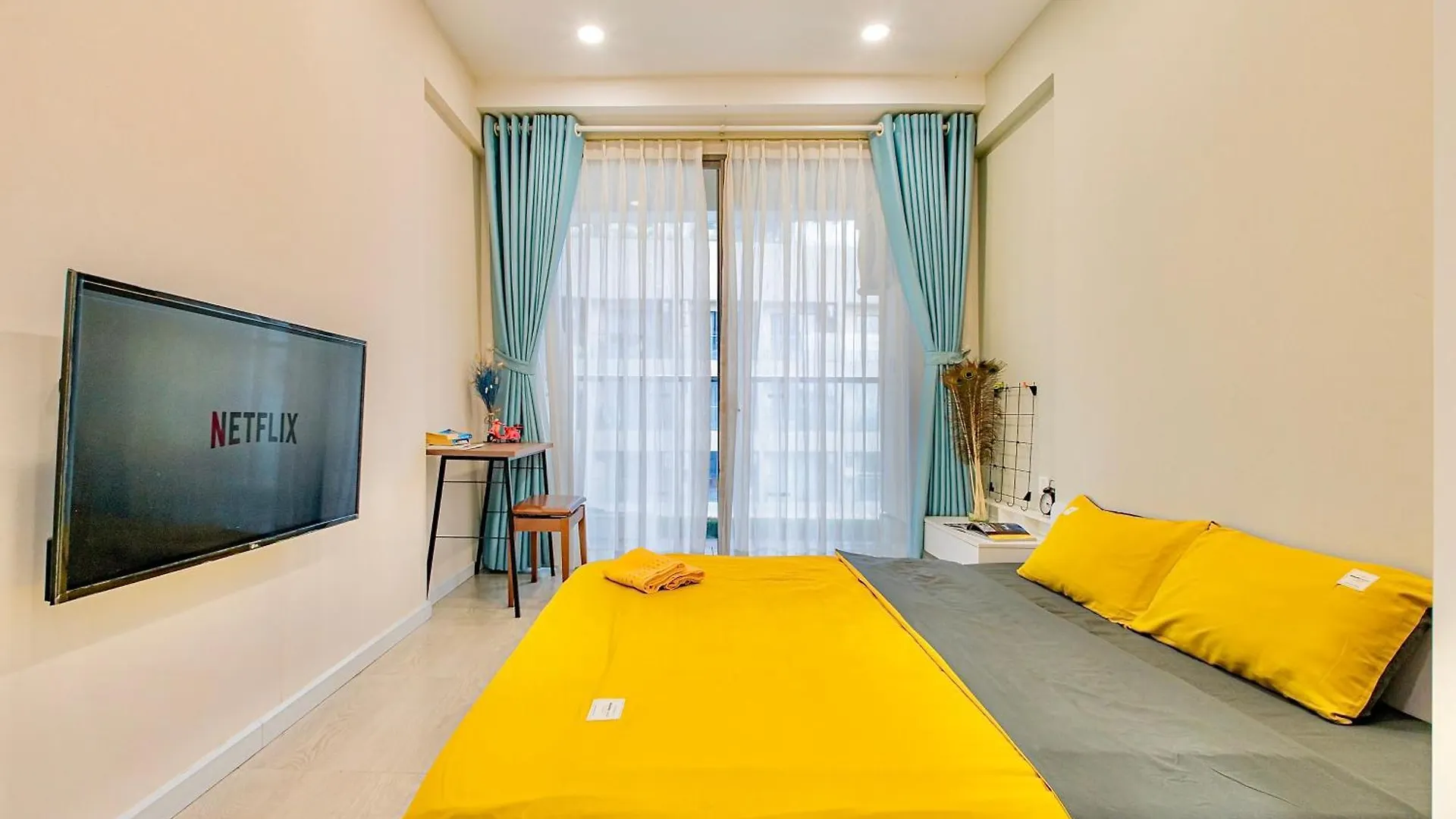 아파트 Casa Par Grand Suites - High-Class And Central Location 호치민 베트남