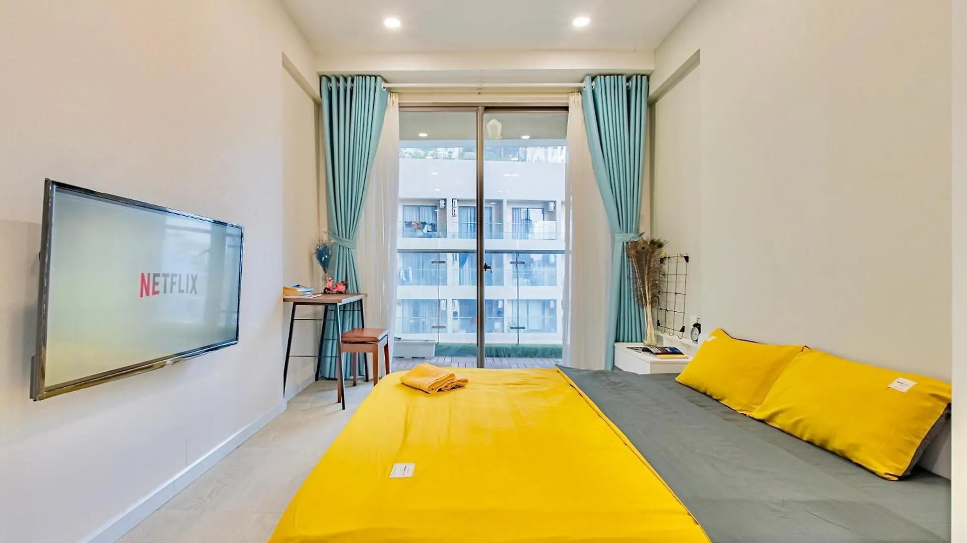 Casa Par Grand Suites - High-Class And Central Location 호치민 아파트
