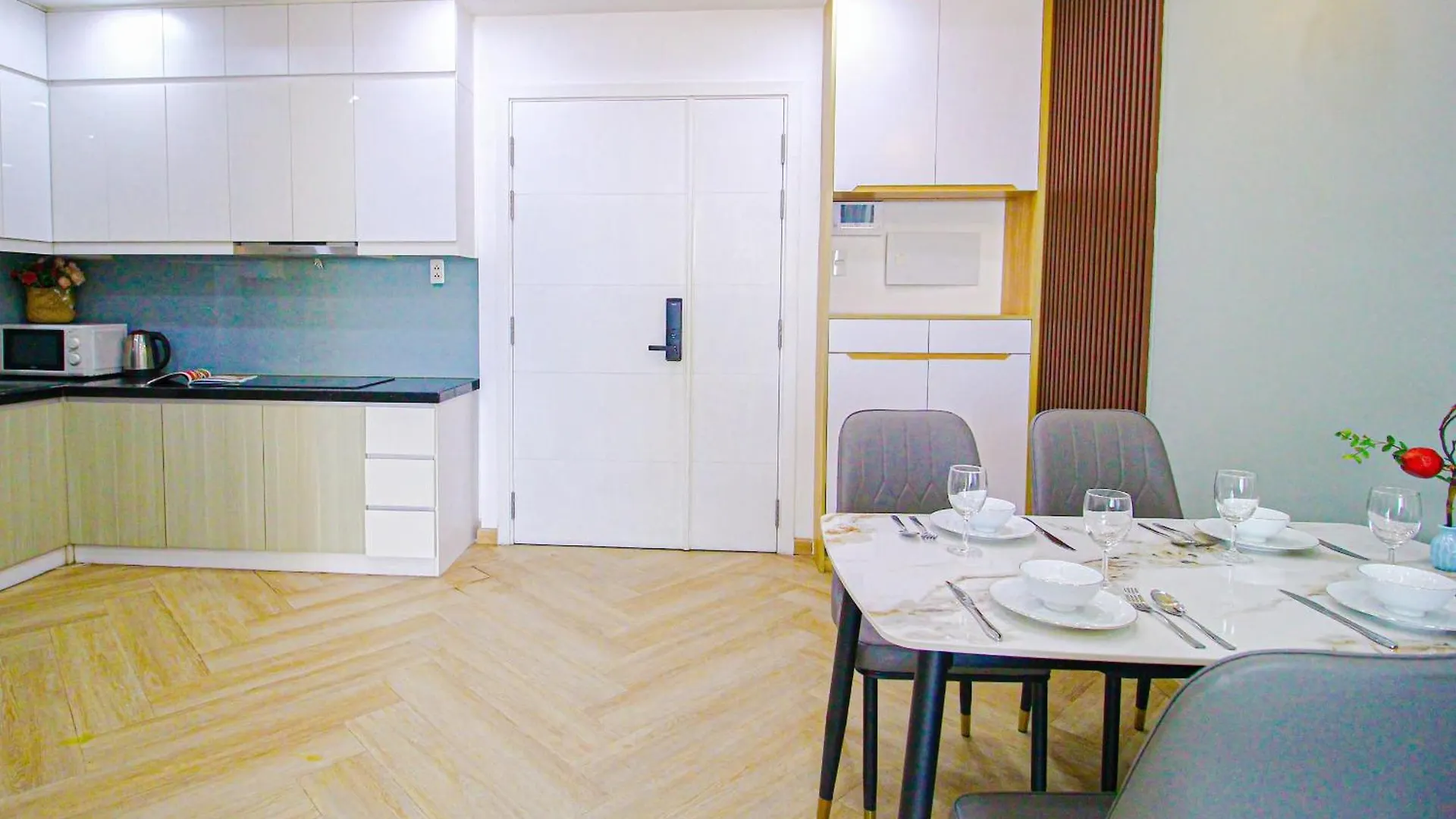 Casa Par Grand Suites - High-Class And Central Location 호치민