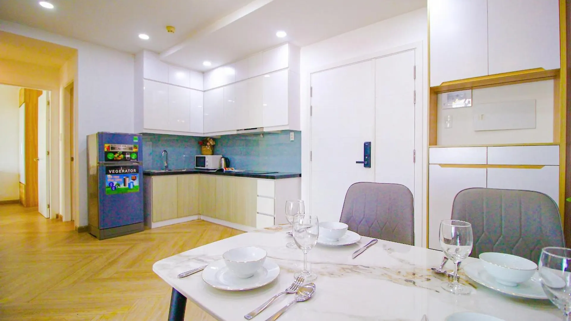 Casa Par Grand Suites - High-Class And Central Location 호치민 0*,  베트남