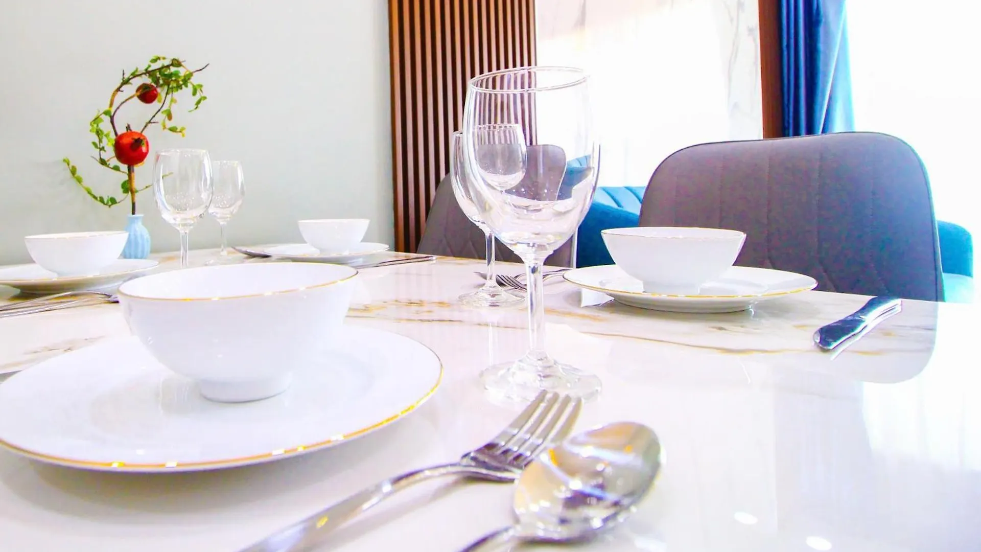 아파트 Casa Par Grand Suites - High-Class And Central Location 호치민