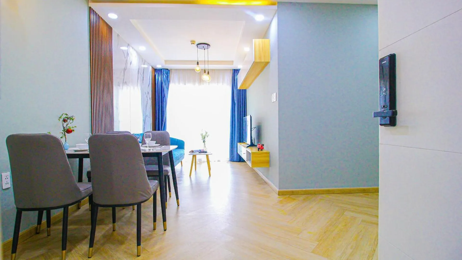 Casa Par Grand Suites - High-Class And Central Location 호치민 0*,